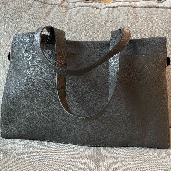 Tumi Tote NWOT - Picture 10 of 16